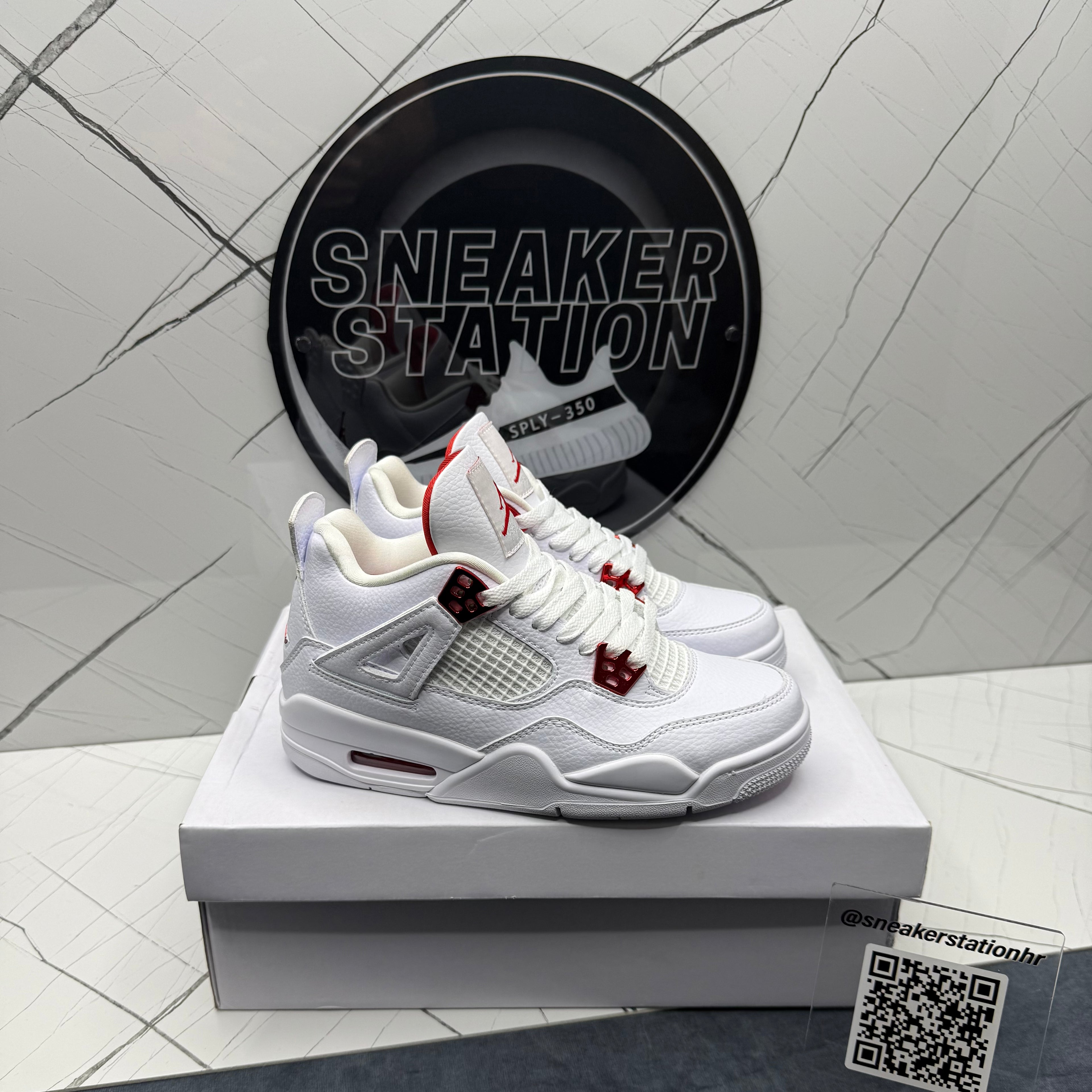 Jordan 4 Metalic Red