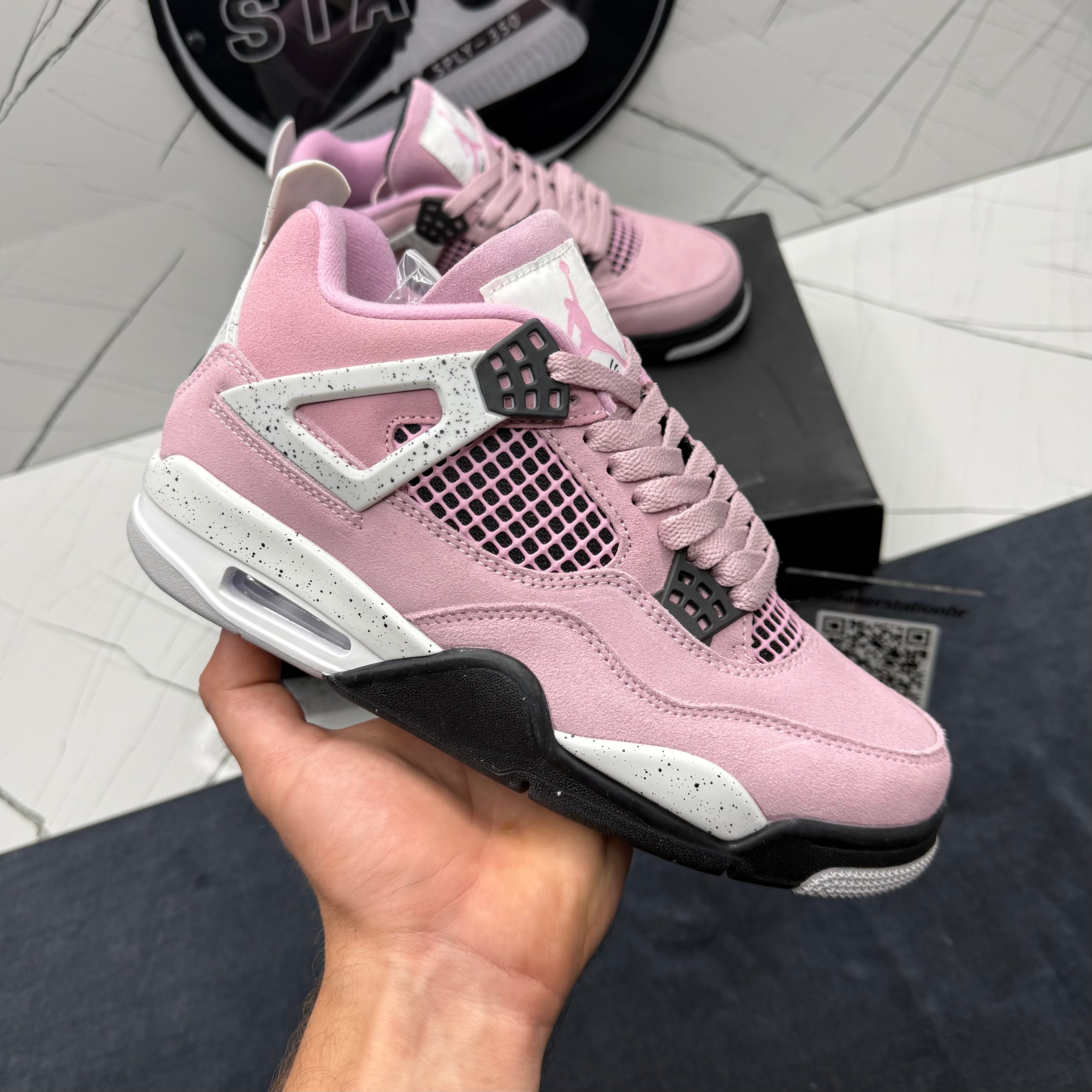 Jordan 4 Orchid