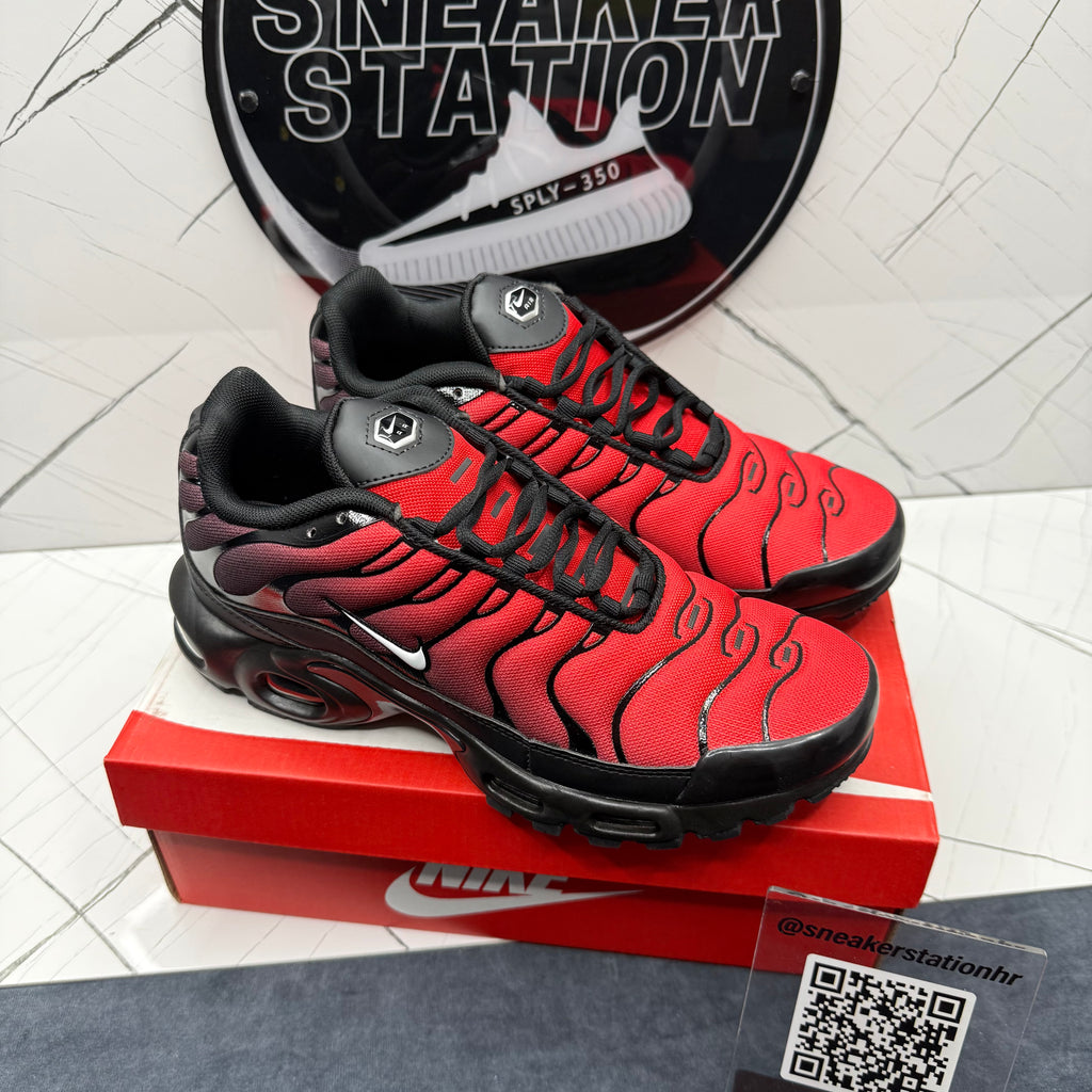 Nike TN Deadpool