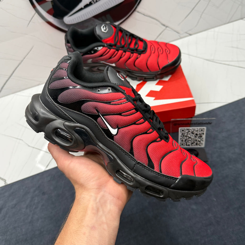 Nike TN Deadpool