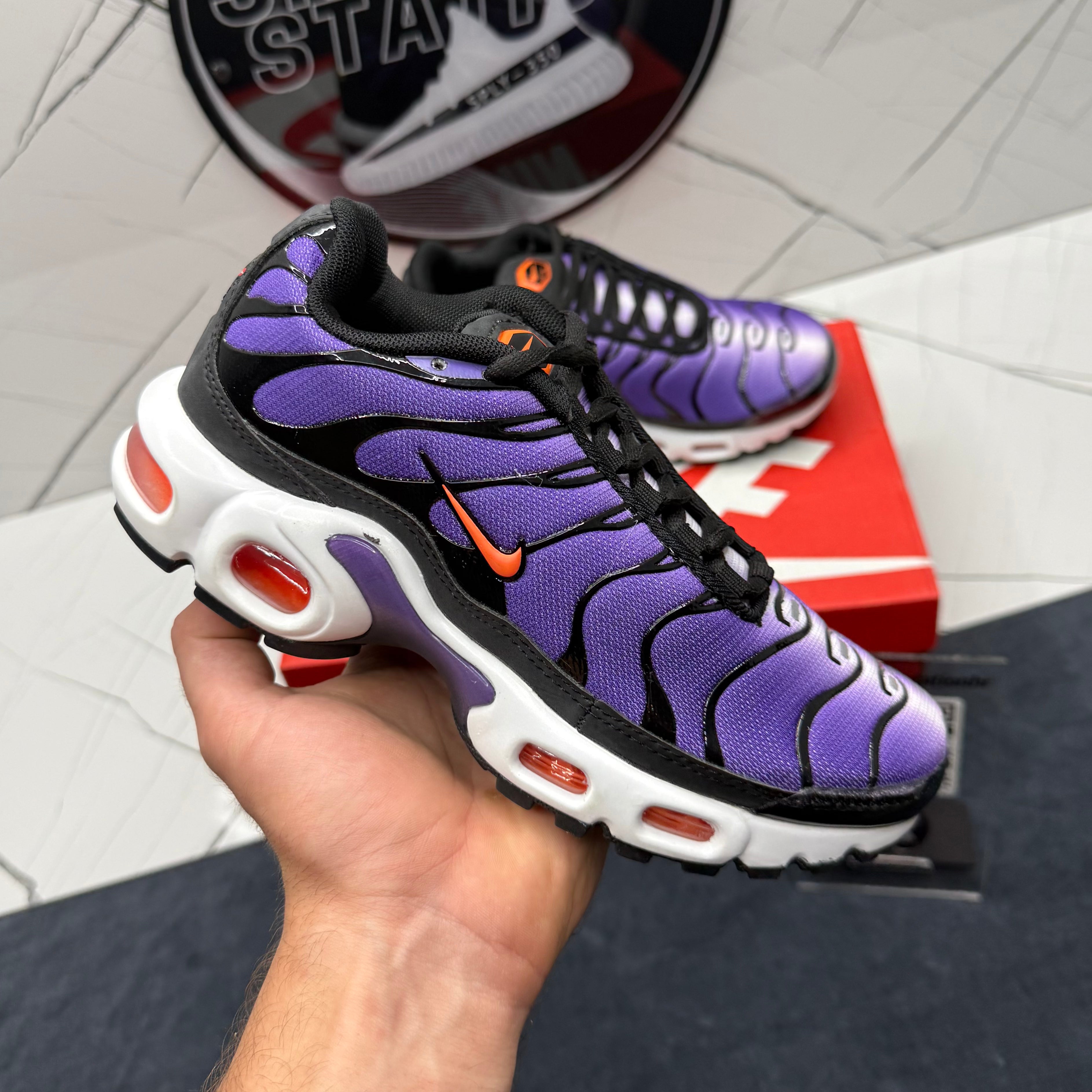 Nike TN Voltage Purple