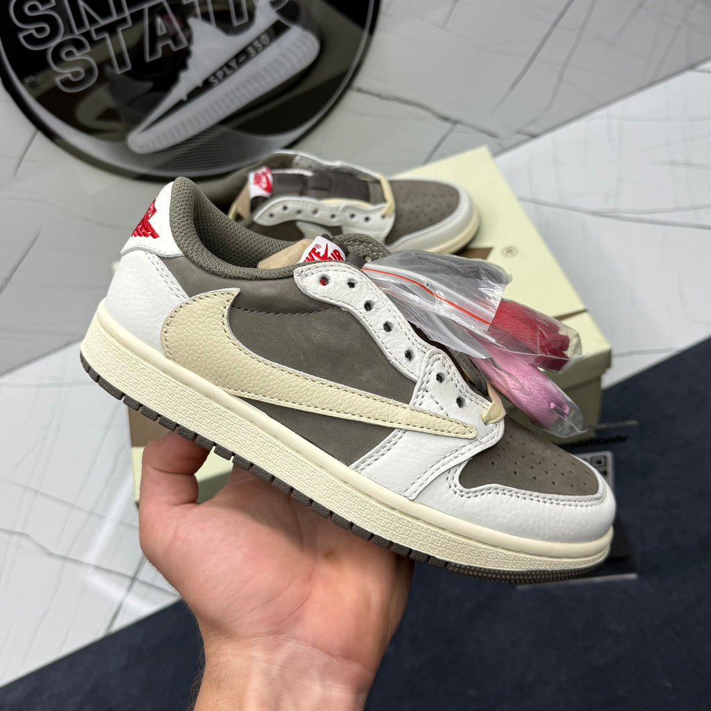 Jordan 1 Low Travis Scott Low