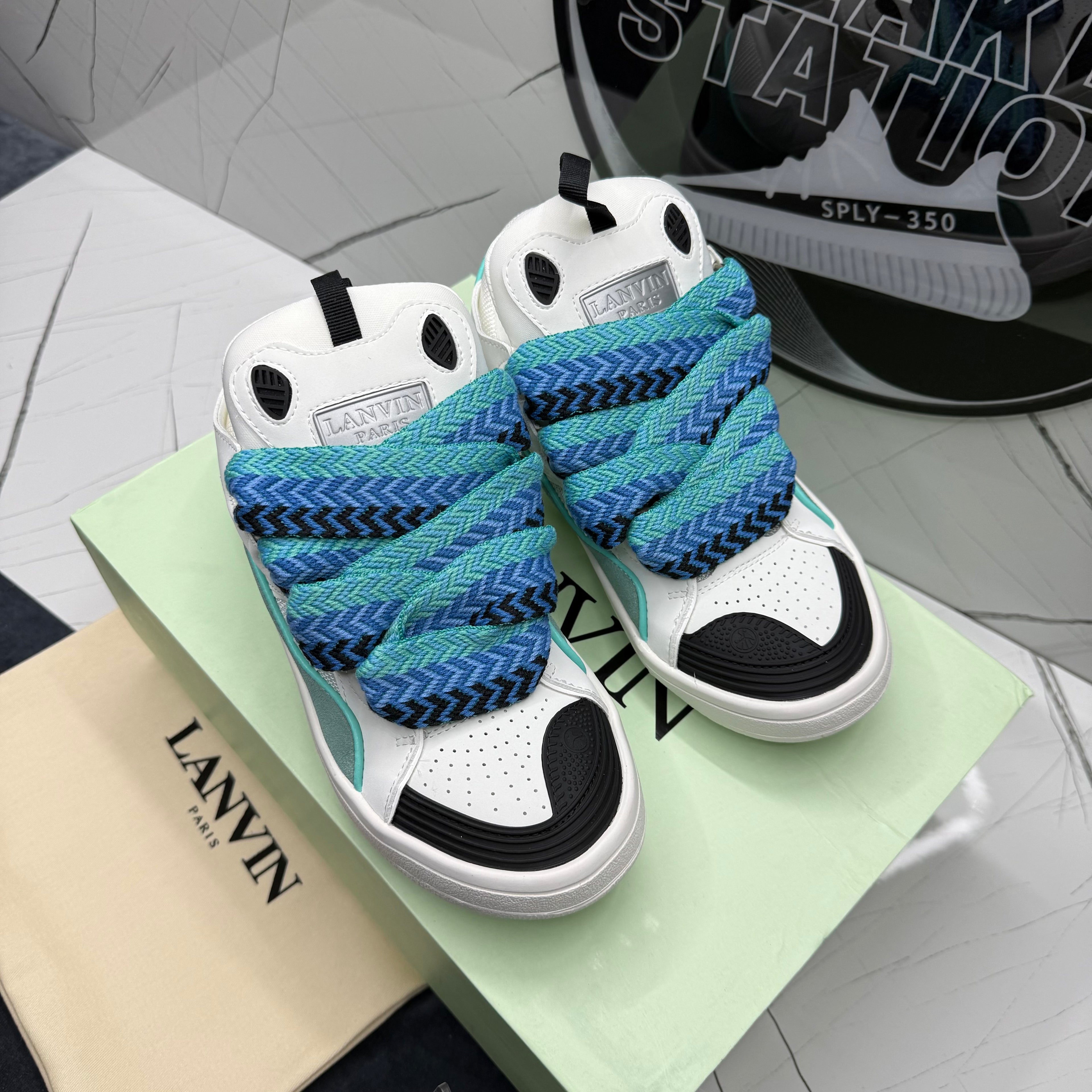 Lanvin Curb White Green