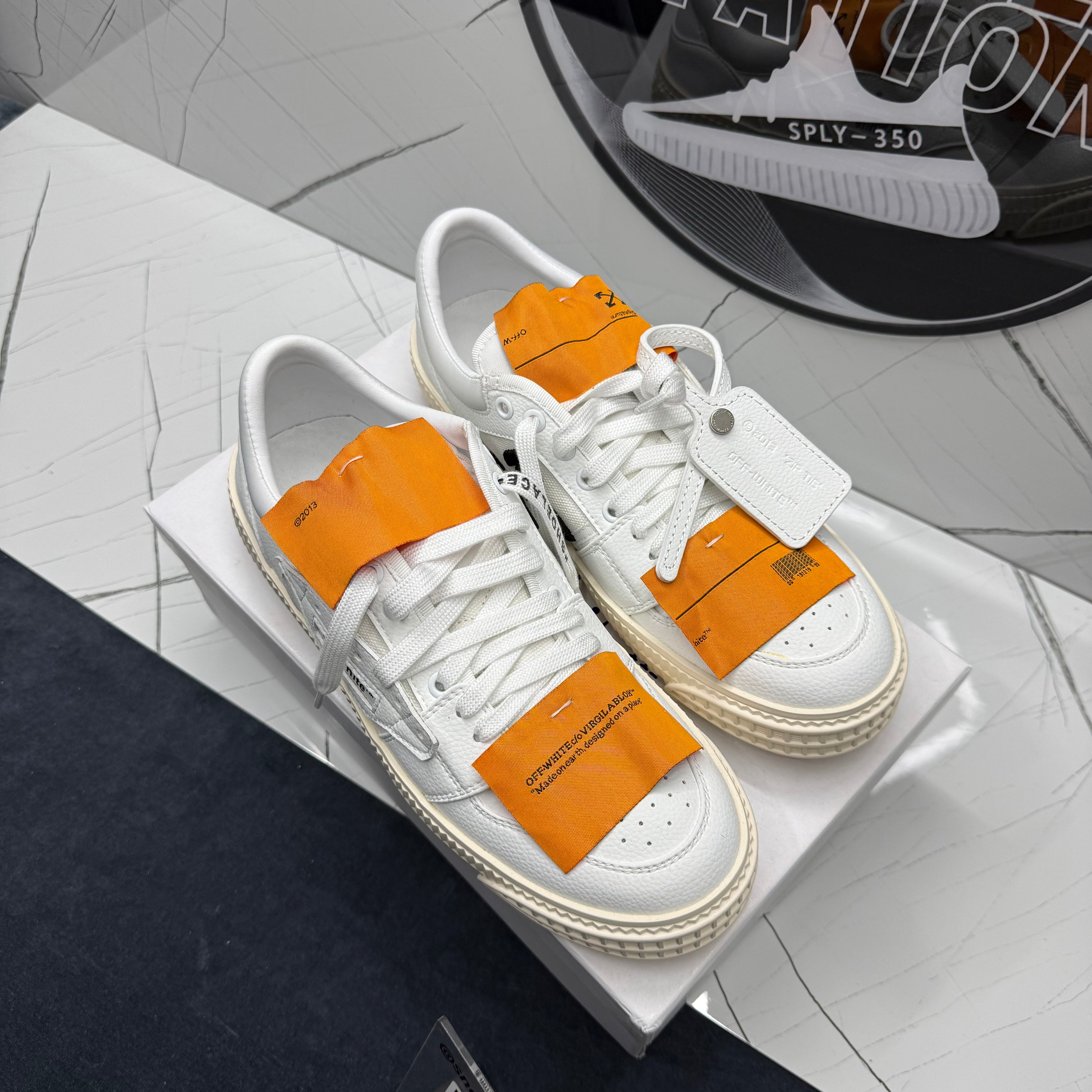 Off White Low Top 3.0