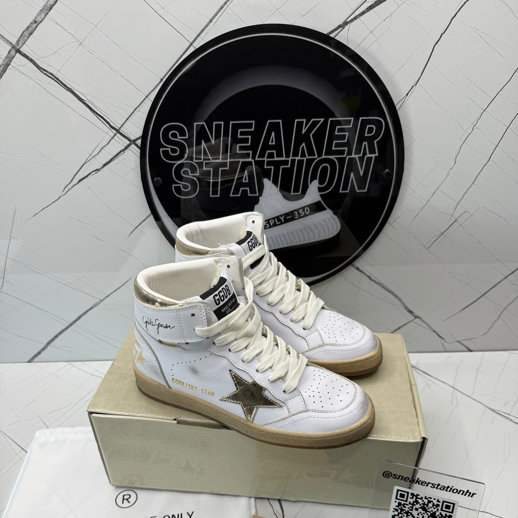 Golden Goose Sky-Star Lace Up Gold Metalic Star