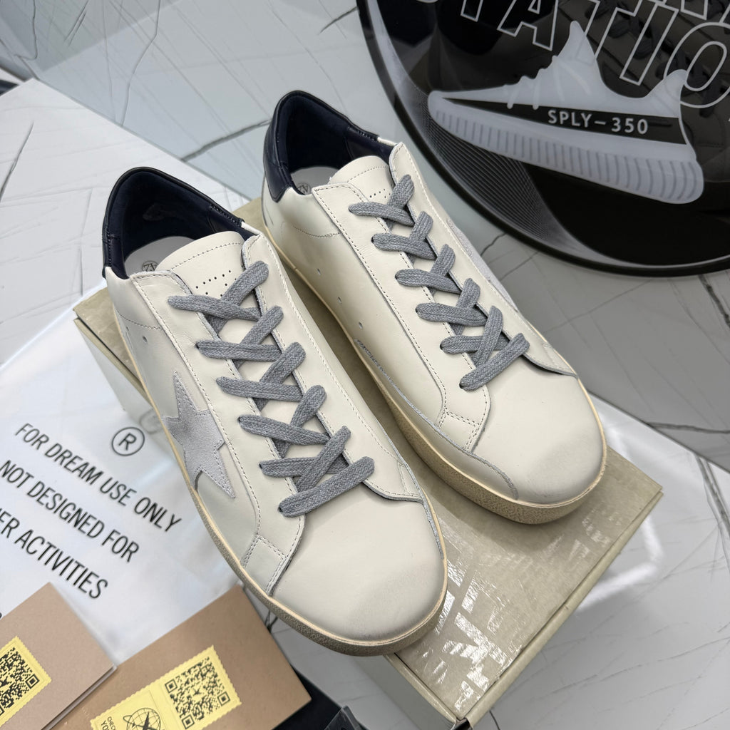 Golden Goose Super-Star with suede Star and Blue heel tab