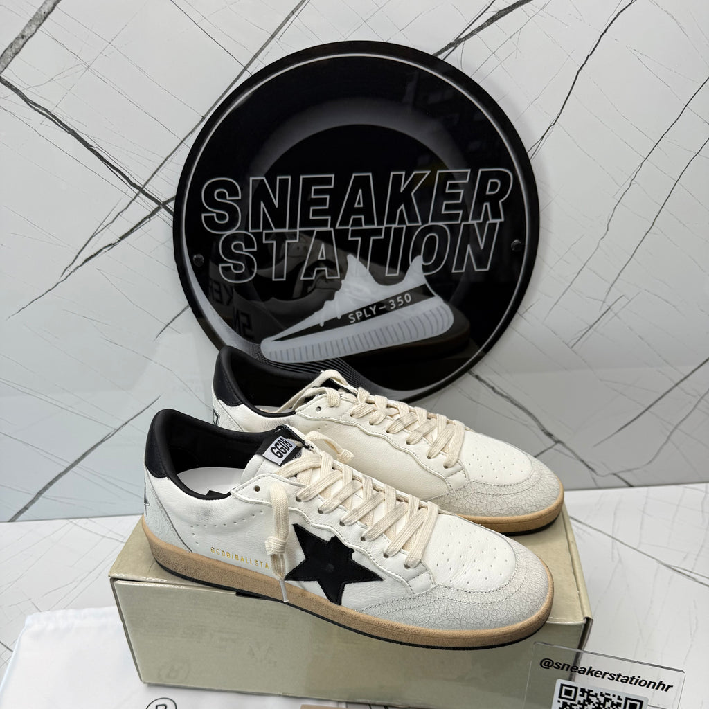 Golden Goose Ball-Star in White Nappa with Black Star
