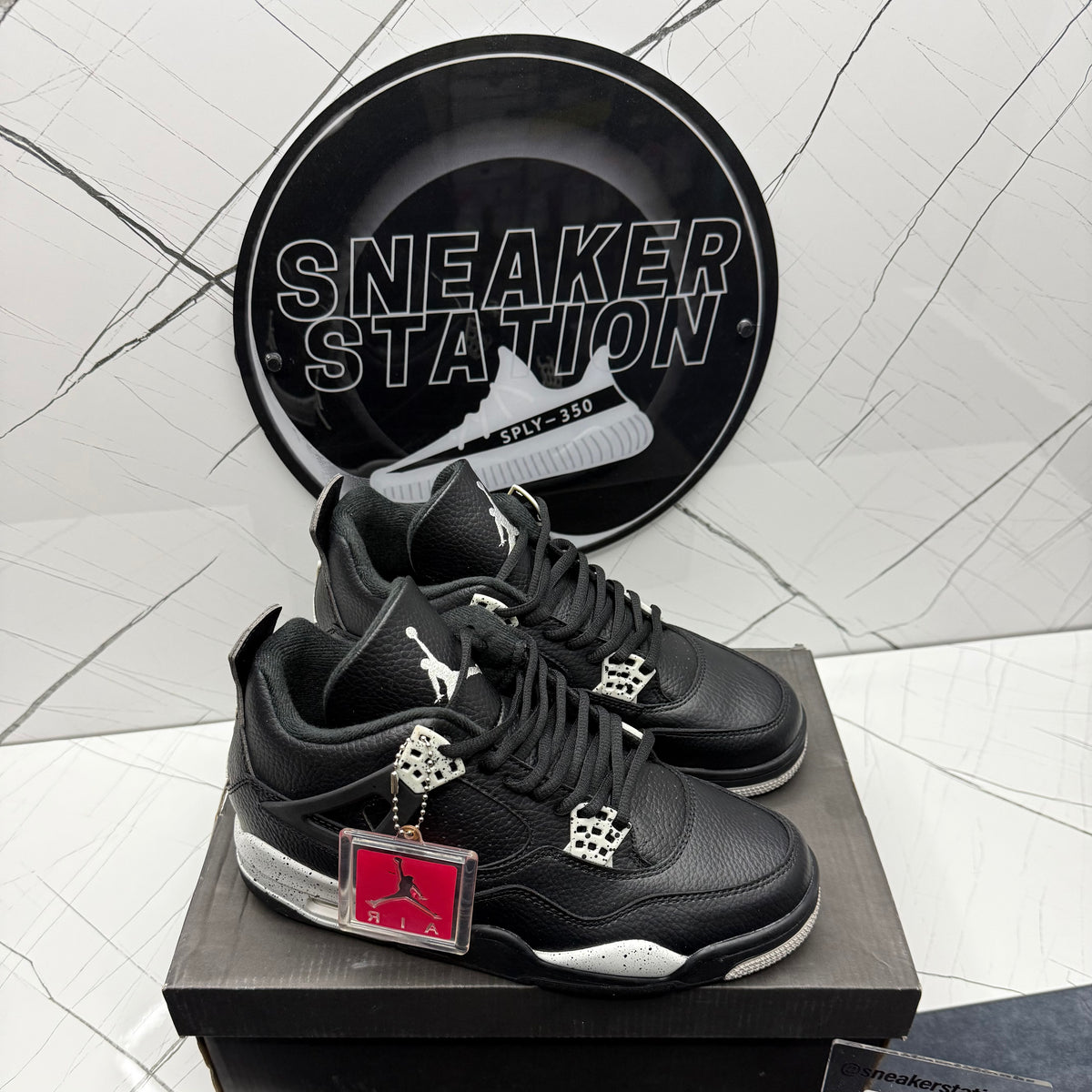 Jordan 4 Retro LS "Oreo" Sneakers