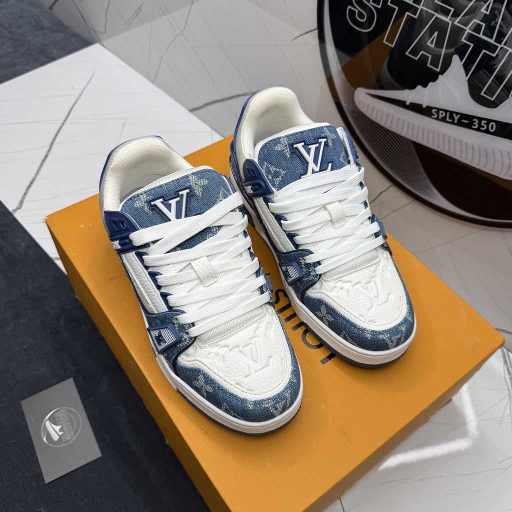 Louis Vuitton Trainers Blue