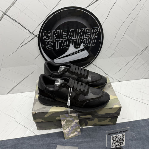 Valentino Garavani Rockrunner Black