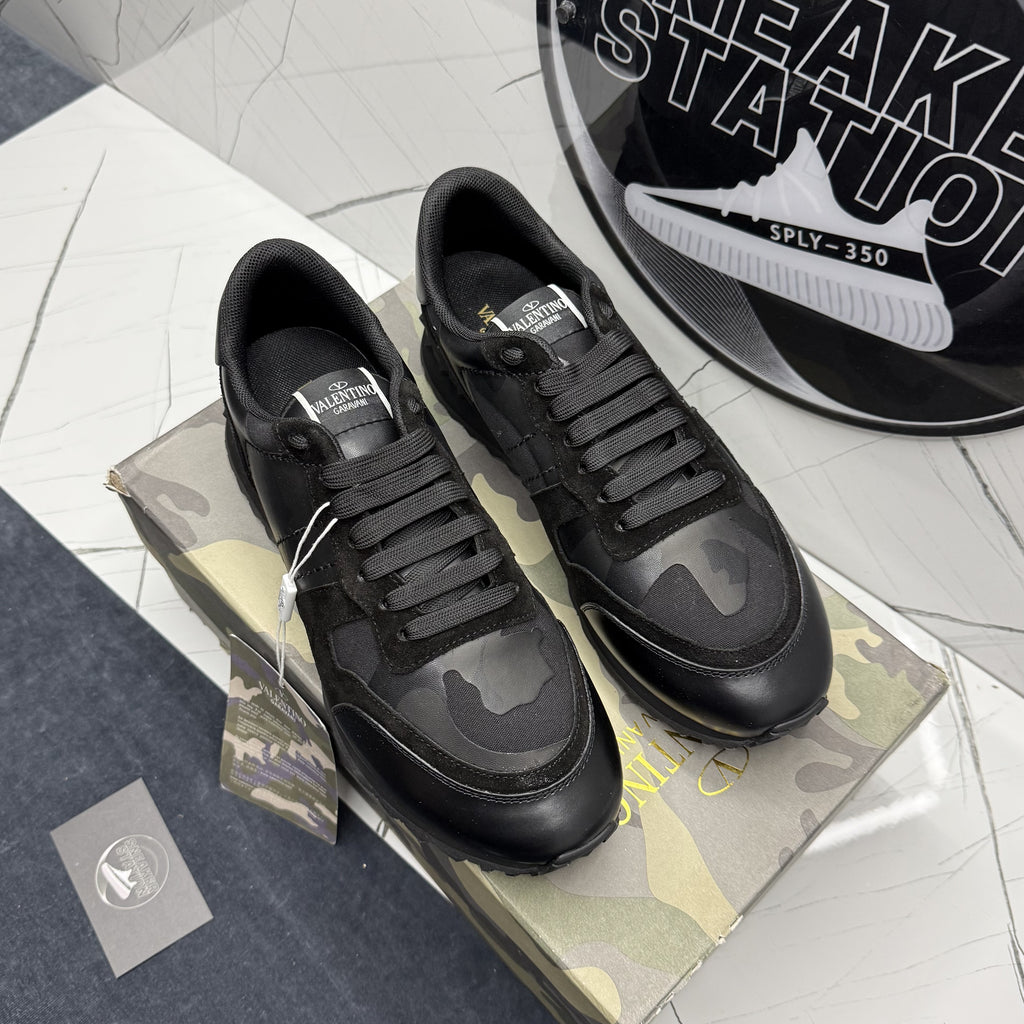 Valentino Garavani Rockrunner Black