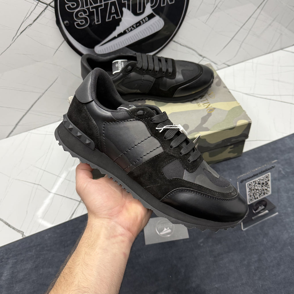 Valentino Garavani Rockrunner Black